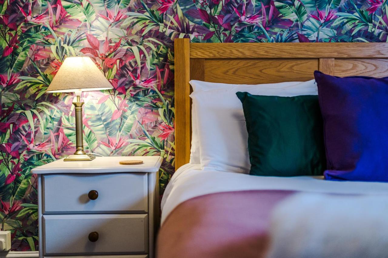 Вилла Cosy House With Garden & Parking, Шефилд Экстерьер фото